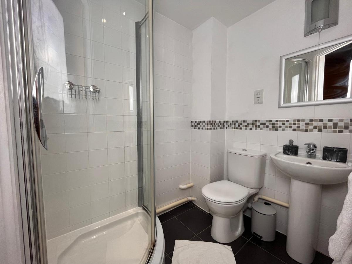 City View Spacious 2 Bed Apartment 2 Bathrooms Manchester Bagian luar foto